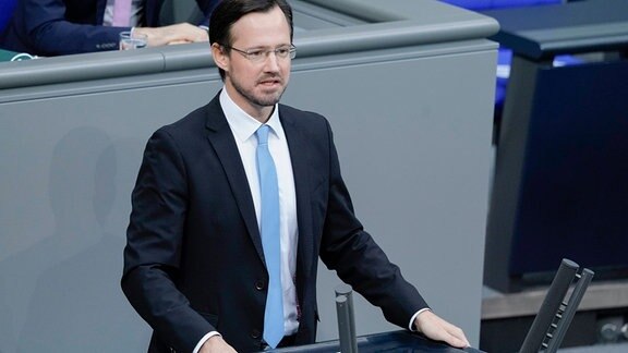 SPD-Fraktionsvize Dirk Wiese bei einer Bundstagssitzung